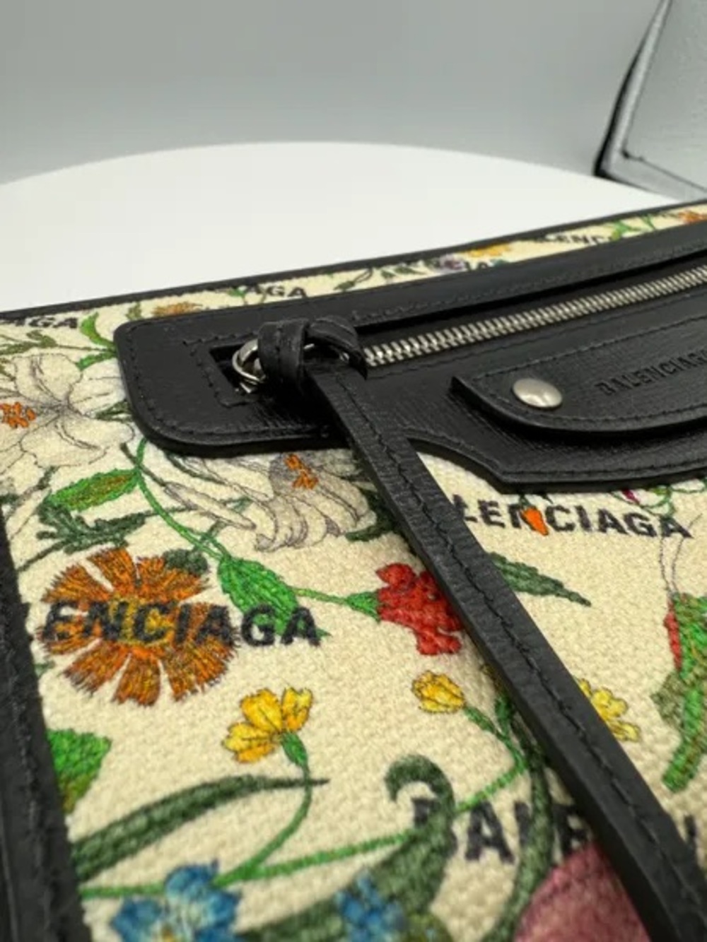 Gucci x Balenciaga The Hacker Project Wallet - Picture 3 of 7
